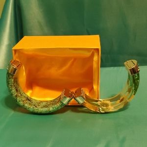 Womens size 8.5" Lucie bracelet, magnetic closure